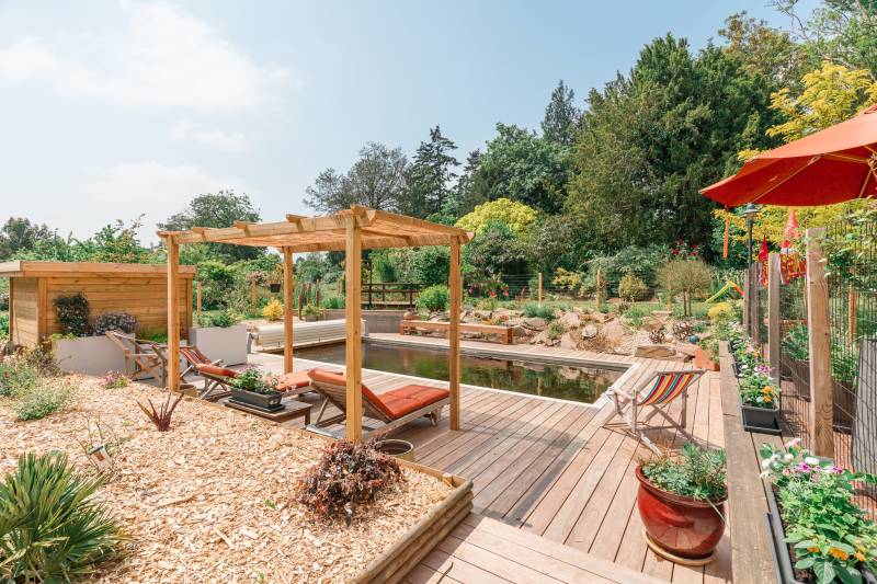 Installateur de piscine écologique et filtration naturelle à Caen