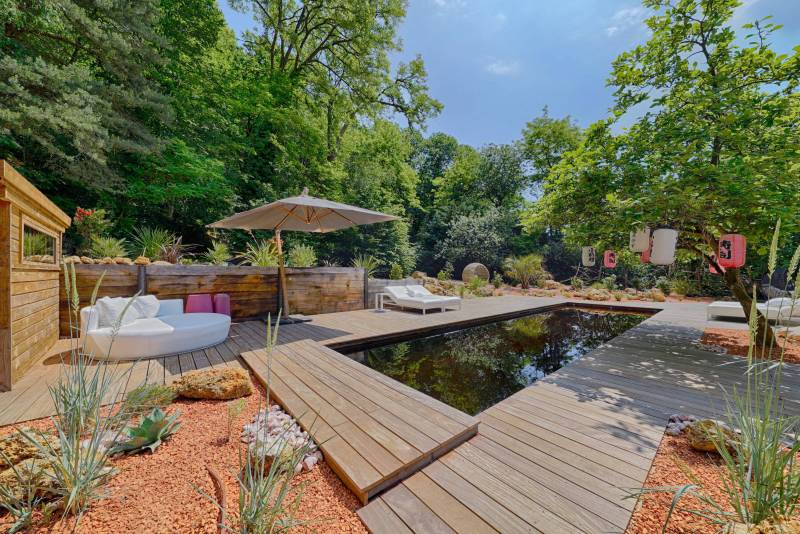 Construction piscine en bois immergé en région parisienne 