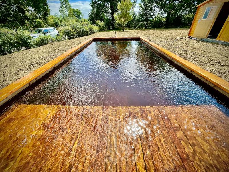 Installateur de piscine en bois naturel sans chlore et filtration bio