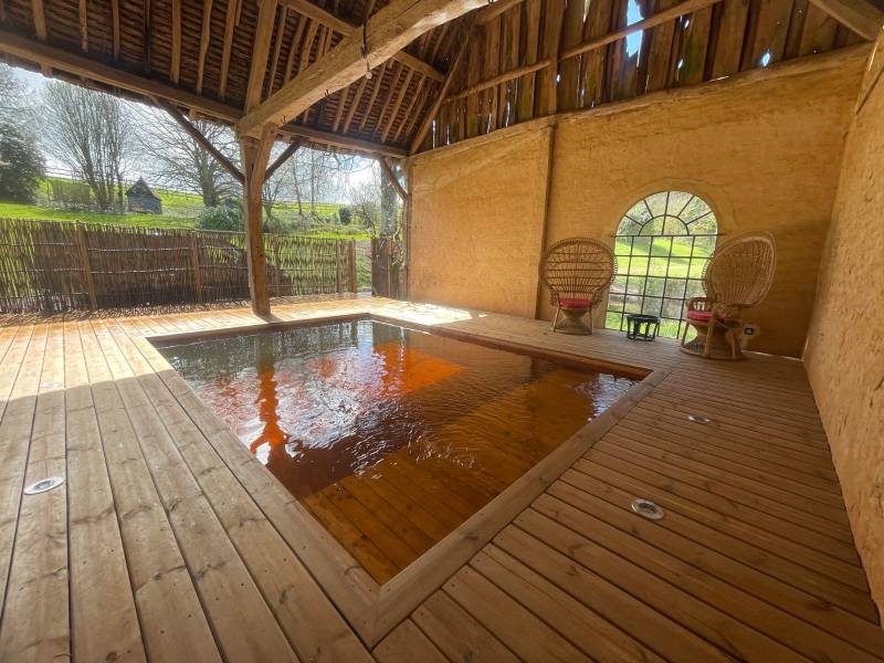 Projet piscine écologique en Normandie et installation filtration naturelle